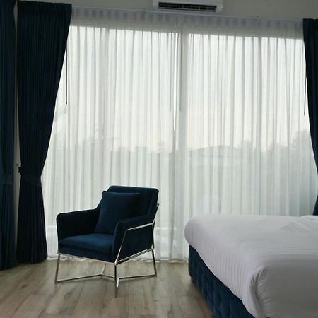 Green Lung Pool Villas Bangkok Bang Krasop Exterior foto